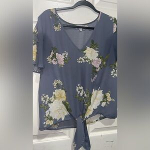 Nine Britton Blue Floral Tie-Front Blouse size M